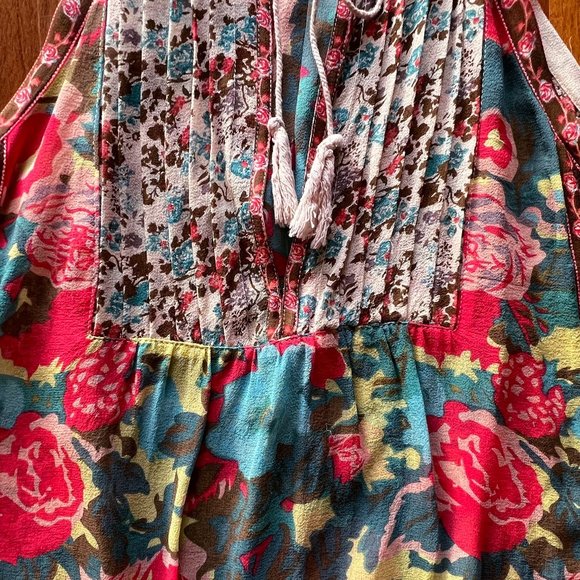 Joie Organdy Flower Motif Top - Picture 4 of 6